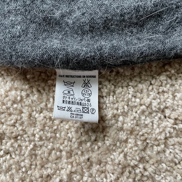 3 for $25 / DKNY lambs wool & angora sweater M - Picture 12 of 13